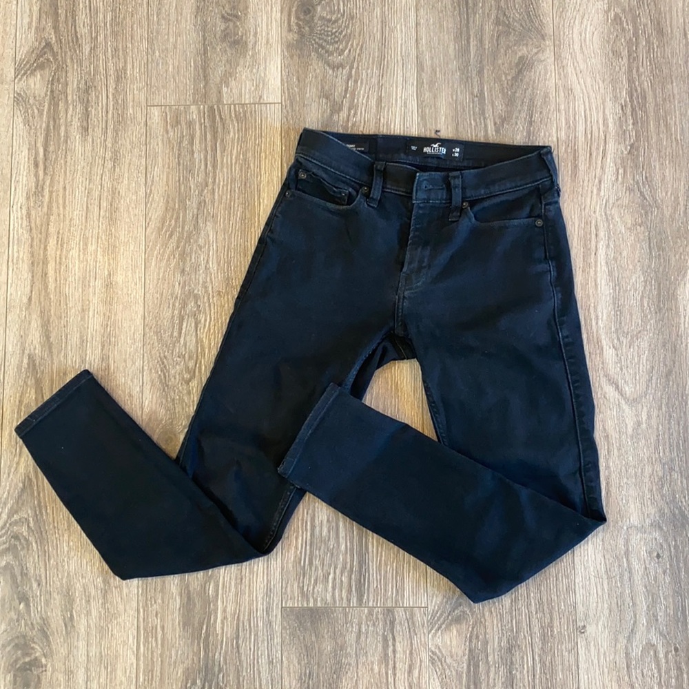 Hollister Men’s black jeans
